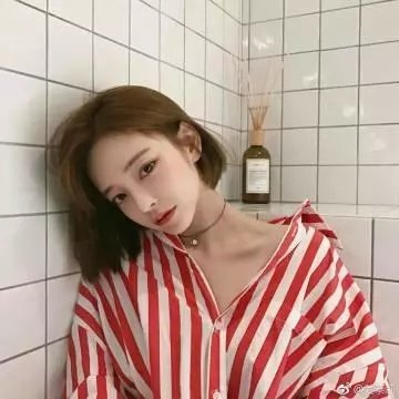 在别处2019