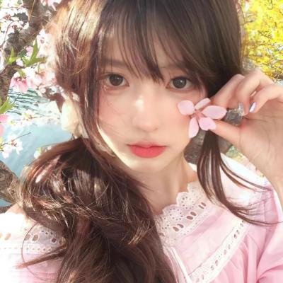两个独立包装的女人